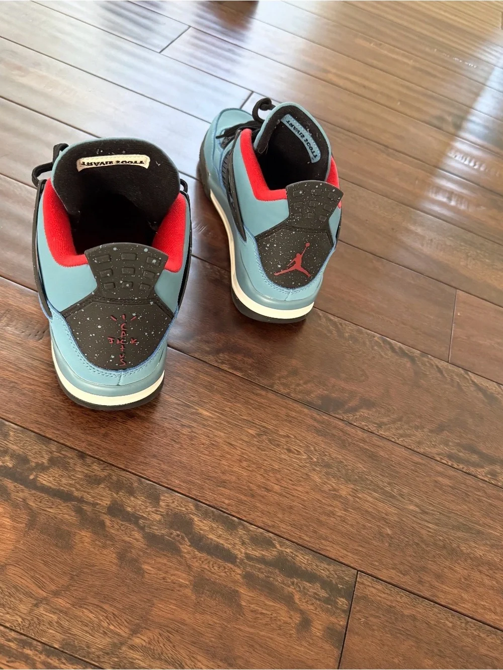 Air Jordan 4 Retro Travis Scott cactus jack - Men's Sneaker size 11